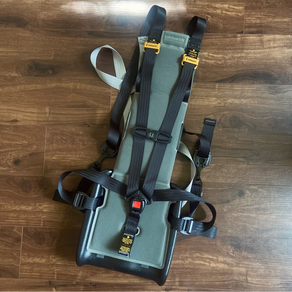 NEW SafeGuard Standard Star Restraint Booster Seat for Bus Transportation